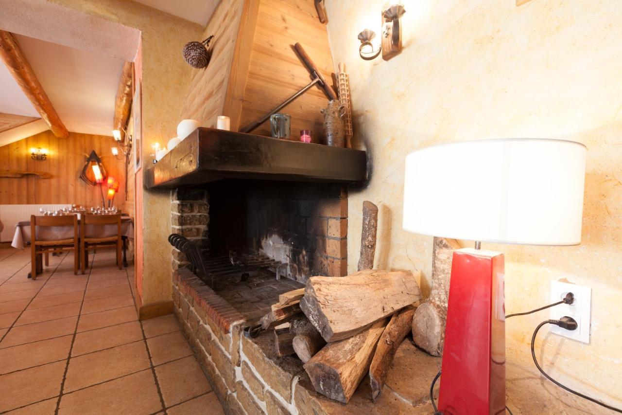 Auberge Des Montauds - Hotel & Restaurant Villard-de-Lans Esterno foto