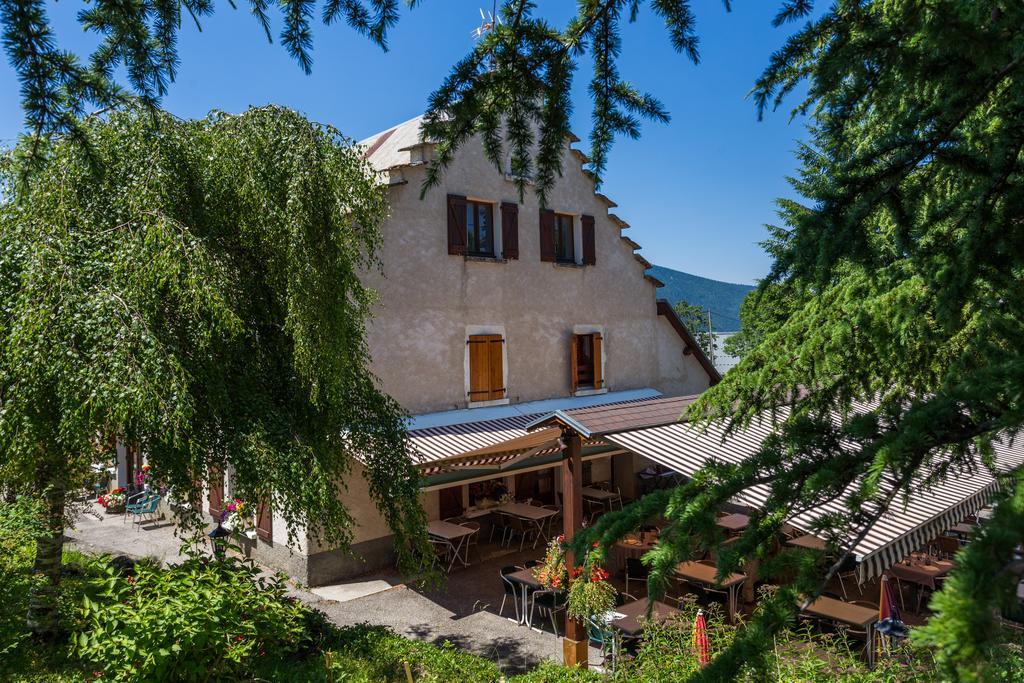 Auberge Des Montauds - Hotel & Restaurant Villard-de-Lans Esterno foto